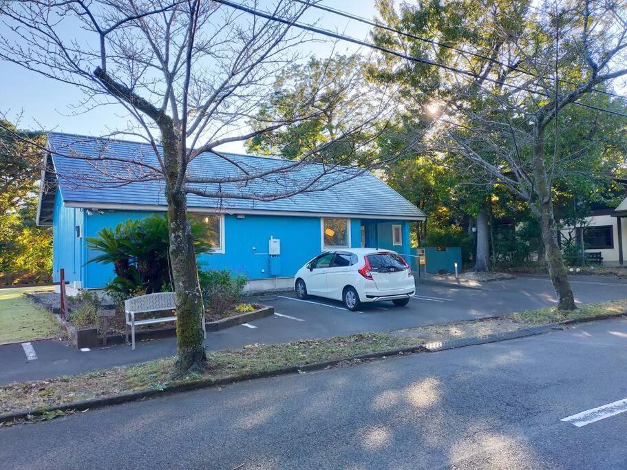 伊豆高原 桜並木通りに面したコテージjiro's * Ito (Shizuoka)