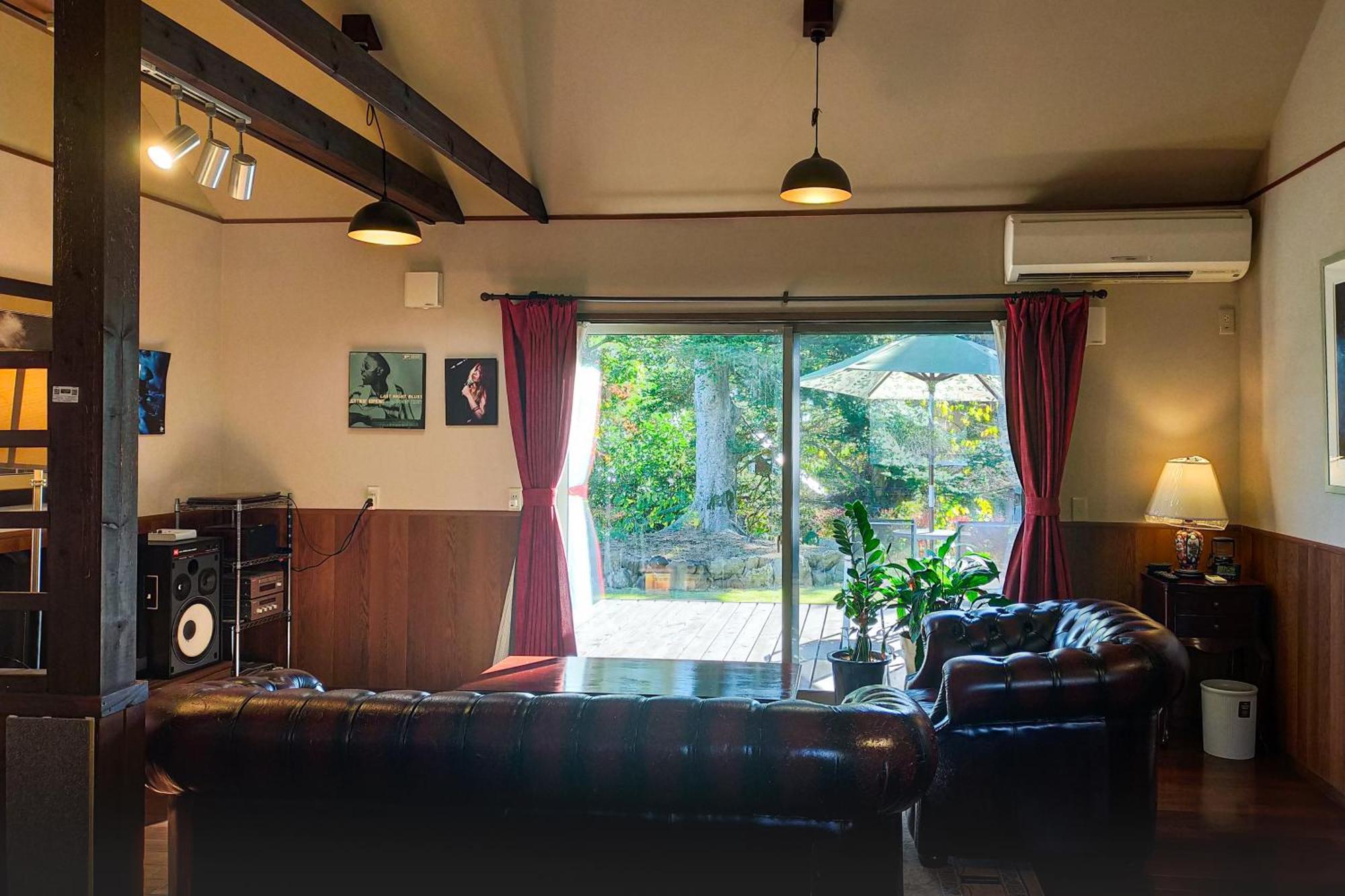 伊豆高原 桜並木通りに面したコテージjiro's Holiday home